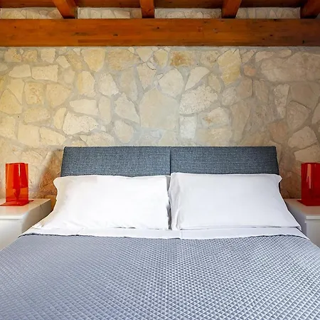 Ognina Dependances With Pool By Wonderful Italy Apartment Syracuse